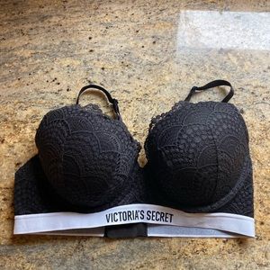 Victoria’s Secret bra